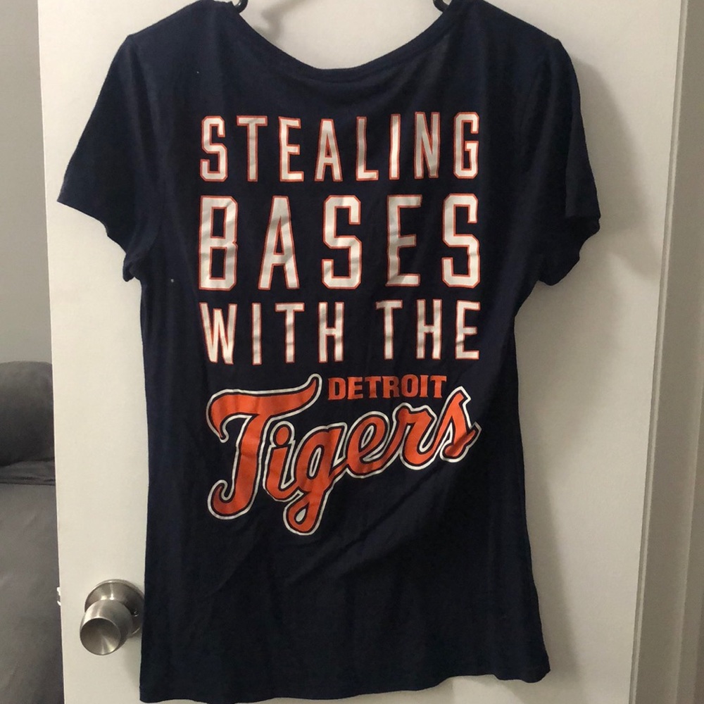 Detroit Tigers shirt